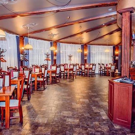 Hotel Vivat Provincia Takhtaulove Bagian luar foto