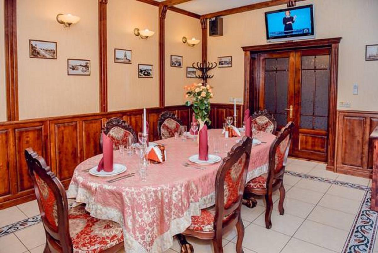 Hotel Vivat Provincia Takhtaulove Bagian luar foto
