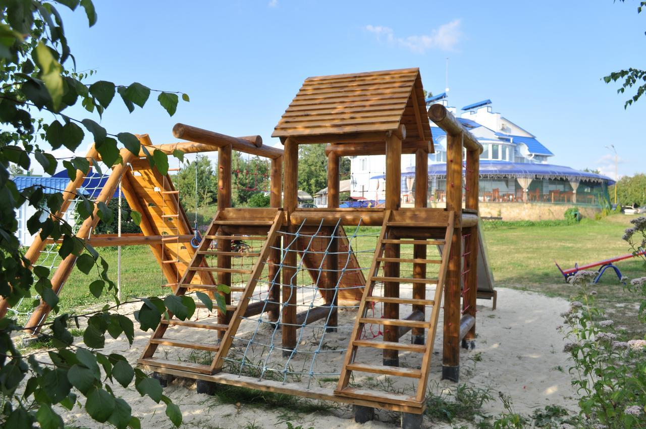 Hotel Vivat Provincia Takhtaulove Bagian luar foto